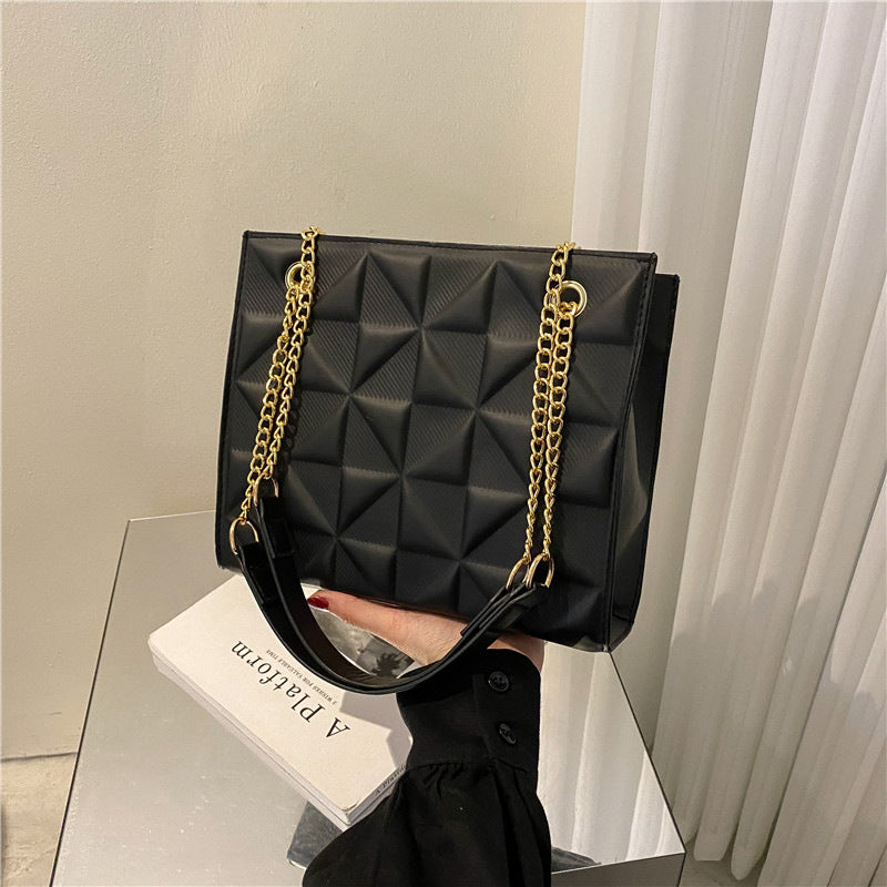 Bags Large Capacity Shoulder Bag 2024 Spring And Summer New Style Indentation Simple Solid Color Chain Commuter Tote Women&#039;s Bag